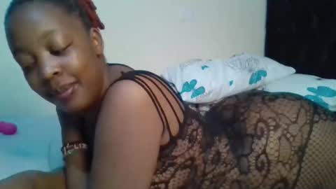sexxy_chery online show from May 13, 9:02 pm