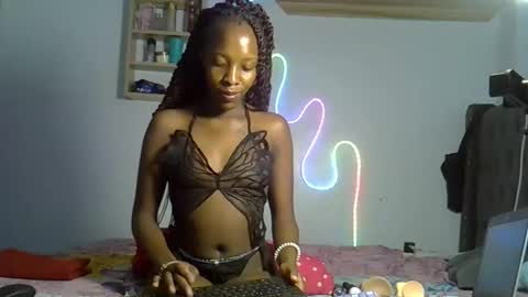 Sexxy Flave online show from February 19, 8:46 am