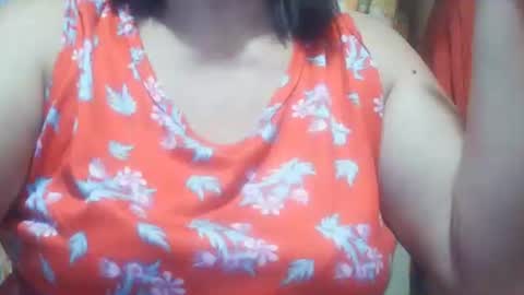 misslovely j online show from December 4, 9:20 am