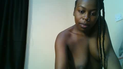 Snapshot of sexxyivy chatting on March 6, 11:42 pm ivy online show from March 6, 11:42 pm