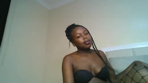 Snapshot of sexxyivy chatting on February 20, 6:57 pm ivy online show from February 20, 6:57 pm