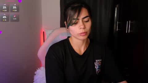 Snapshot of sexxylady__ chatting on September 11, 1:18 am Angie online show from September 11, 1:18 am