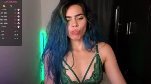Snapshot of sexxylady__ chatting on September 10, 1:17 am Angie online show from September 10, 1:17 am