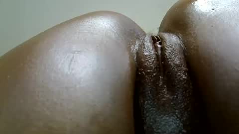 Snapshot of sexxyterry chatting on September 17, 8:01 pm Sexxyterrys online show from September 17, 8:01 pm
