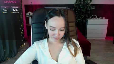 Alexia online show from October 11, 6:11 pm