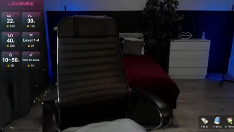 Alexia online show from November 2, 5:24 pm