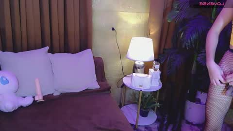 Snapshot of sexy_blairxx chatting on March 11, 7:03 am blair online show from March 11, 7:03 am
