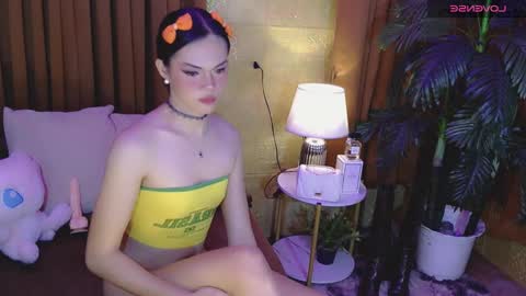 Snapshot of sexy_blairxx chatting on March 11, 2:21 am blair online show from March 11, 2:21 am