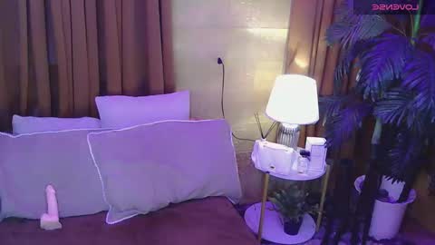 Snapshot of sexy_blairxx chatting on March 8, 7:49 am blair online show from March 8, 7:49 am