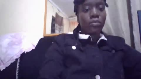 sexy_butty01 online show from April 8, 3:09 am