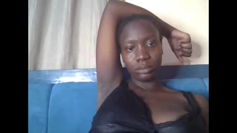 sexy_butty01 online show from January 12, 11:34 pm