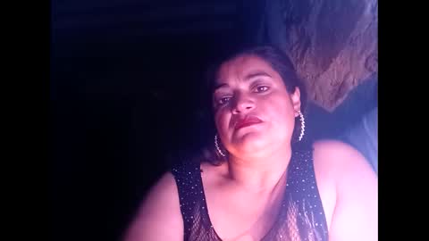 Snapshot of sexy_camy chatting on March 3, 3:52 am Camy Yamy online show from March 3, 3:52 am