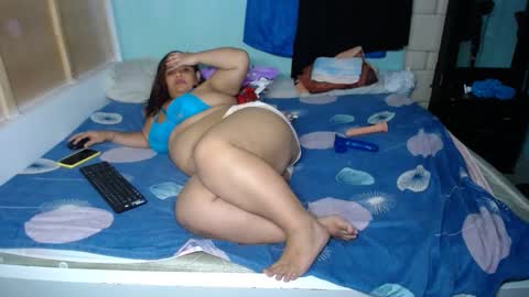 Snapshot of sexy_charlotte22 chatting on December 24, 6:00 am sexy_charlotte22 online show from December 24, 6:00 am