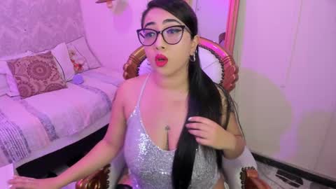  C R I S T A L  online show from March 1, 9:37 pm