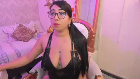  C R I S T A L  online show from February 28, 8:18 pm
