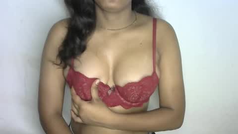 Elnaa online show from September 23, 10:31 am