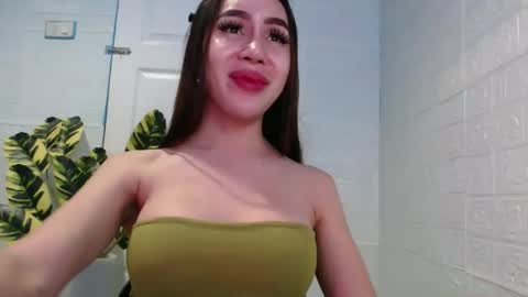 sexy_emily92 online show from September 27, 2:48 pm