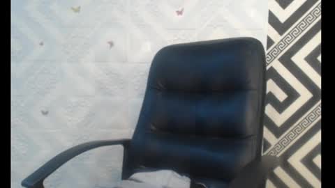 Angela online show from October 18, 7:07 pm