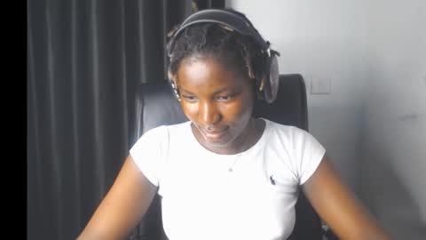 Snapshot of sexy_juicypussy0 chatting on September 13, 10:56 pm Jasmine online show from September 13, 10:56 pm