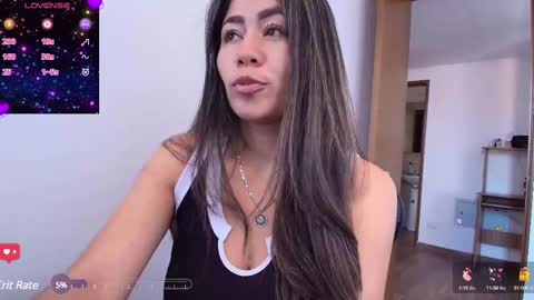 laura  online show from February 10, 4:14 pm