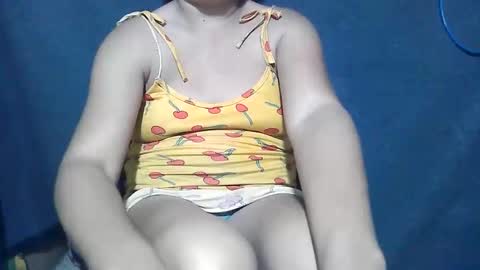 sexy_kimmykim online show from September 21, 12:03 am