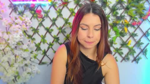 Lily online show from December 1, 6:33 am