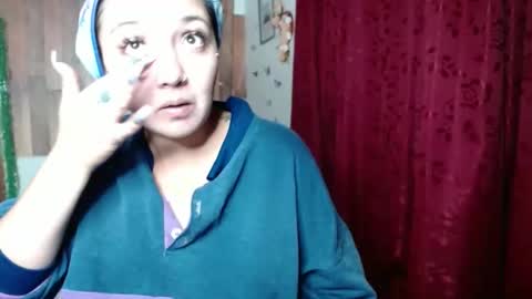 Snapshot of sexy_lolas chatting on January 27, 12:12 am sexy lolas online show from January 27, 12:12 am