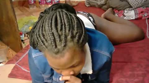 sexy_lunah online show from April 7, 6:43 pm