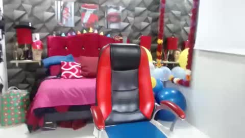 MARIPOSA online show from October 20, 4:45 pm