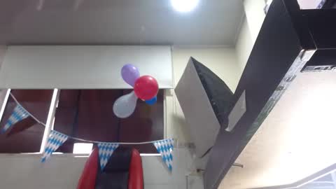 MARIPOSA online show from October 6, 12:45 pm