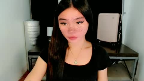 Snapshot of sexy_mikaxoxo chatting on March 10, 7:29 pm mika online show from March 10, 7:29 pm