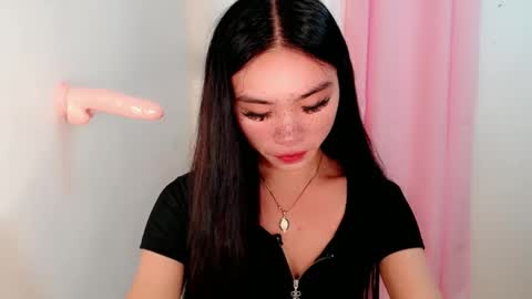 Snapshot of sexy_mikaxoxo chatting on March 2, 4:10 pm mika online show from March 2, 4:10 pm