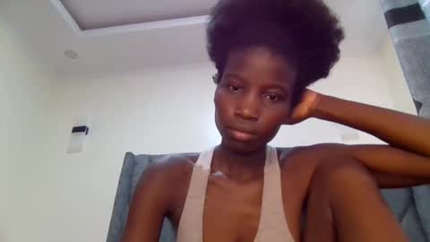 sexy_petittie online show from December 21, 8:54 am