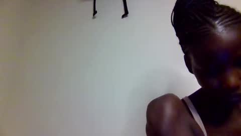 sexy_petittie online show from October 17, 2:10 pm