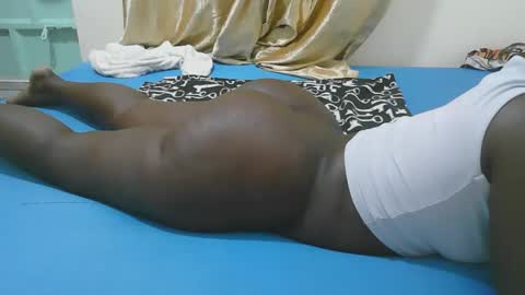 Sexy Quincy online show from December 2, 1:37 am