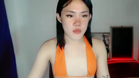 Snapshot of sexy_rc18 chatting on January 19, 2:25 am RC online show from January 19, 2:25 am