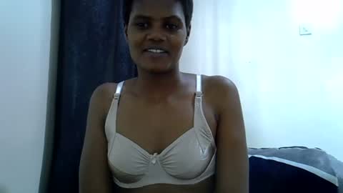 sexy_vero01 online show from July 15, 11:15 am