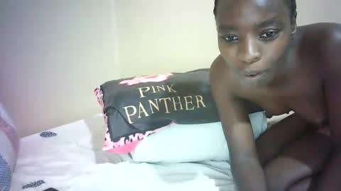 leila online show from December 12, 7:48 pm