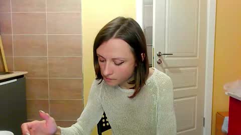 Mandy Green online show from October 8, 12:40 am