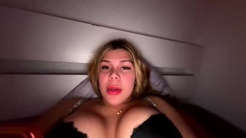 sexyaleja001 online show from January 12, 6:37 pm