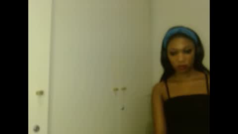 sexyalender02 online show from January 19, 4:14 pm