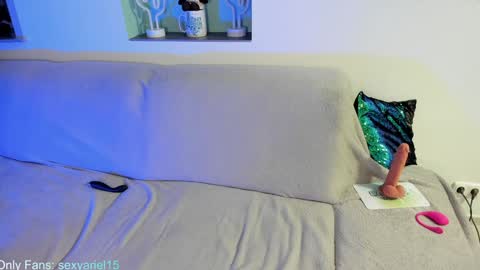 Snapshot of sexyariel15 chatting on January 12, 10:22 pm SexyAriel15 online show from January 12, 10:22 pm
