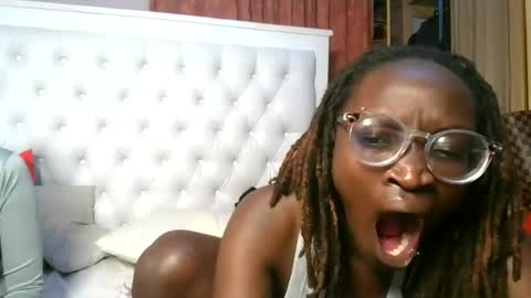 sexyary online show from August 5, 7:11 pm