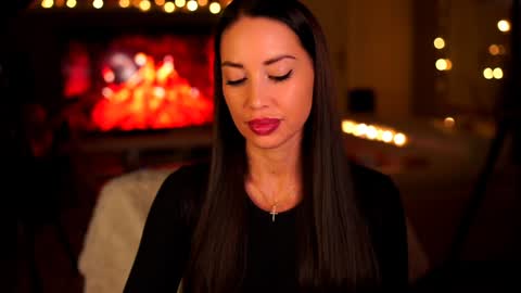 Sandra online show from December 6, 7:17 pm