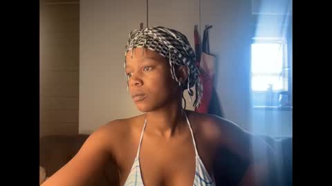 sexyasszeeee online show from February 4, 8:51 am