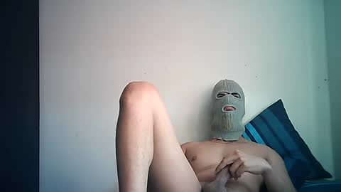 Snapshot of sexyatrevidoo chatting on January 22, 12:17 pm SesyMen online show from January 22, 12:17 pm