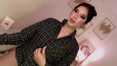 Snapshot of sexybaby2999 chatting on February 6, 5:19 pm Lexie online show from February 6, 5:19 pm