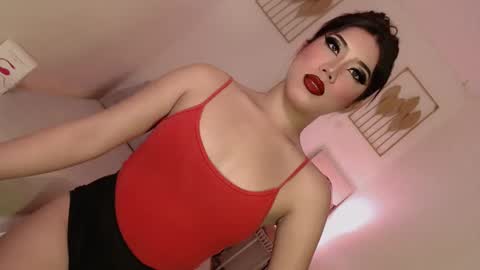 Snapshot of sexybaby2999 chatting on February 5, 9:36 am Lexie online show from February 5, 9:36 am