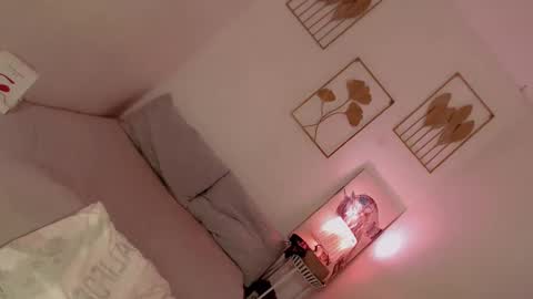 Snapshot of sexybaby2999 chatting on January 27, 6:52 am Lexie online show from January 27, 6:52 am