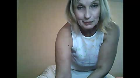 Snapshot of sexybabyforyou chatting on February 10, 10:09 am sexybabyforyou online show from February 10, 10:09 am